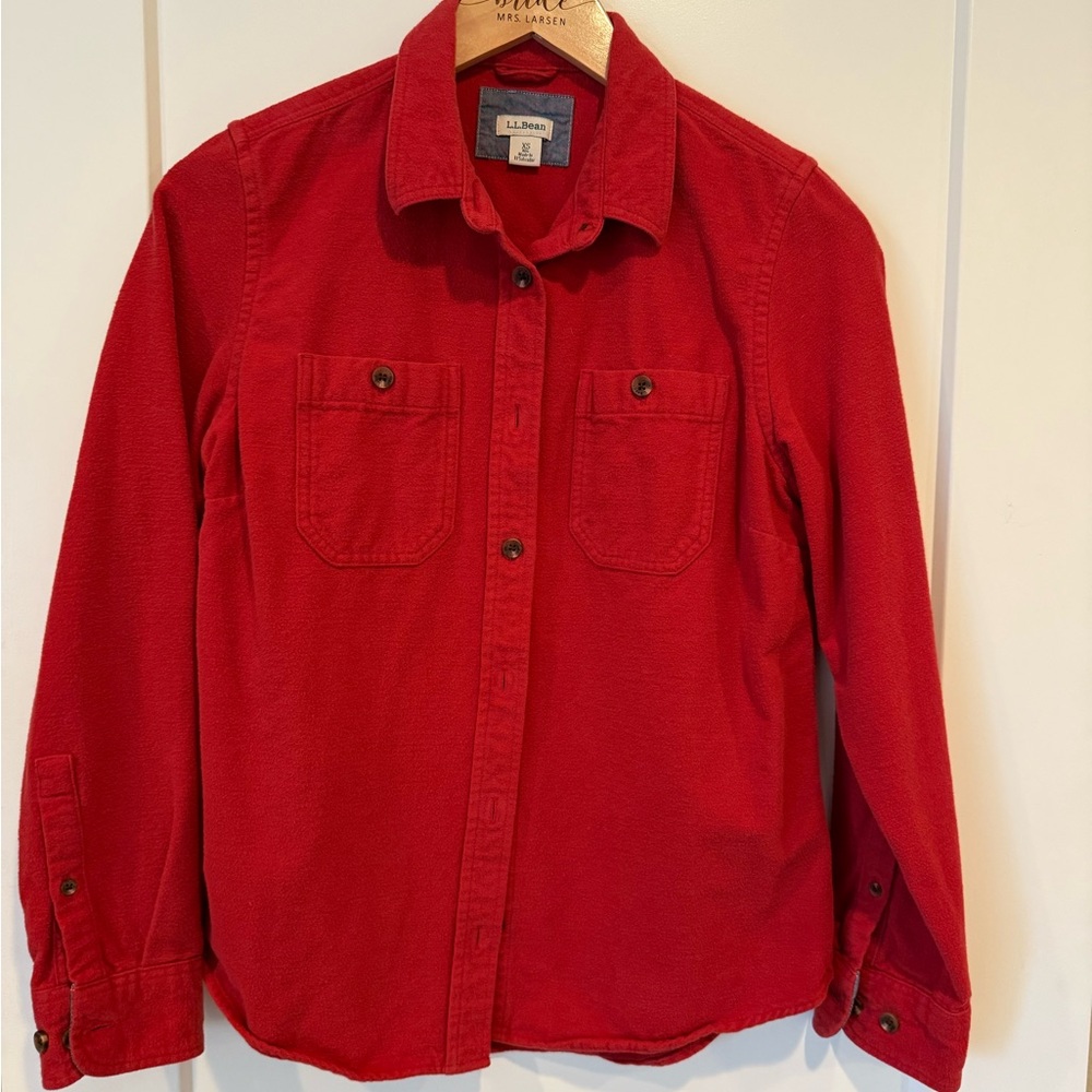 Women’s LL Bean button down